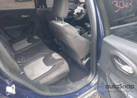 2014 Jeep Cherokee Latitude z USA, uszkodzony, nr VIN 1C4PJMCSXEW187834